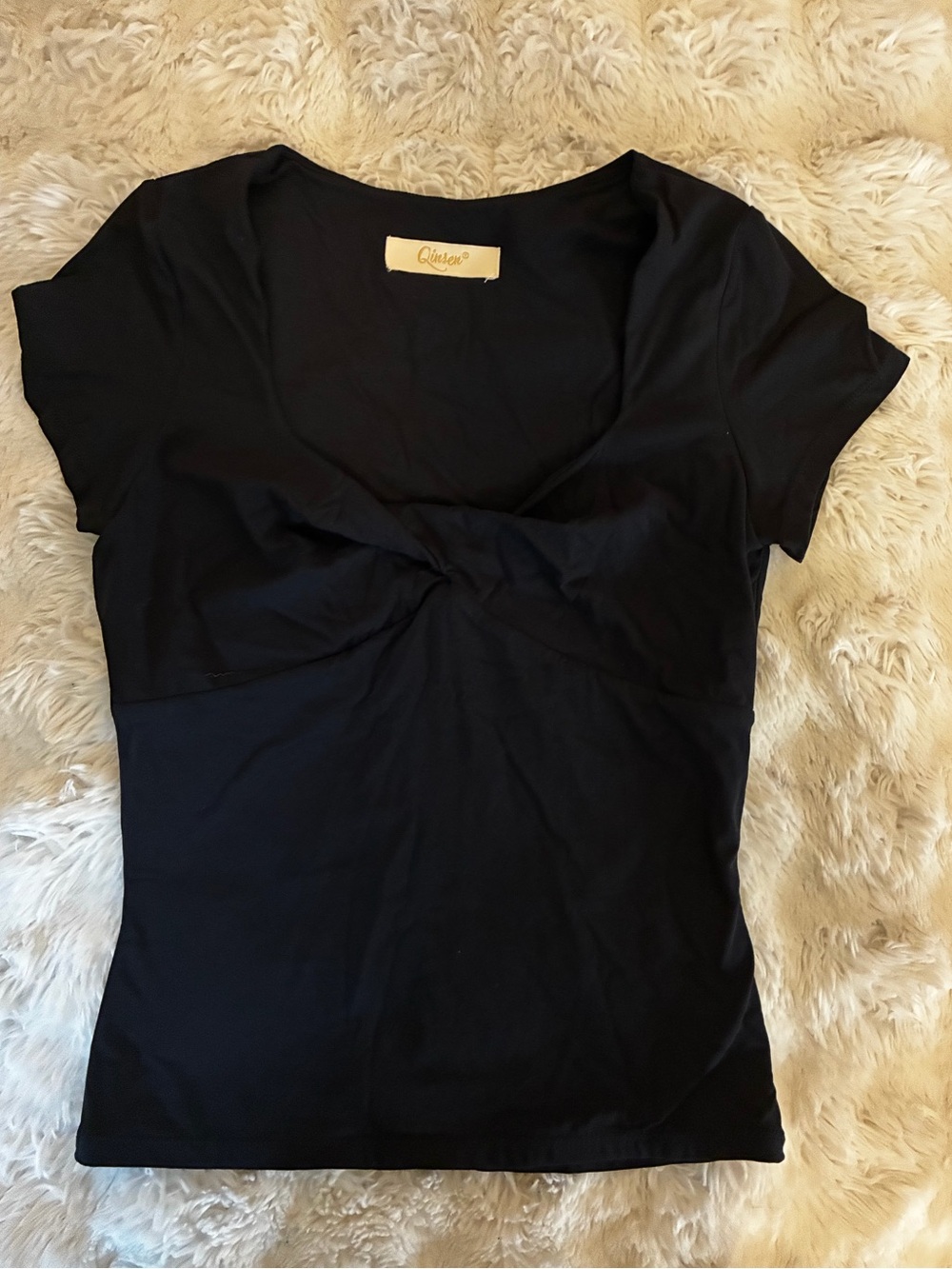 Quinsen Short Sleeve Top